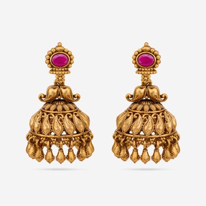 Pendientes Colgantes de Cobre y Latón Antiguos con Perlas y Diamantes, Estilo Religioso Moderno para Bodas y Eventos 187147 - Product Image 1