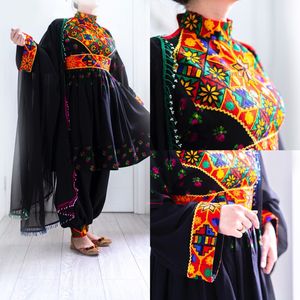 Vestido Afghani con tallas personalizadas para mujer, vestido Afghani de alta calidad, a la venta, hecho en Pakistán por WS Internacional, 100% - Product Image 3