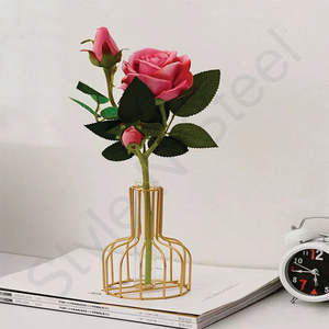 Ensemble de pots de fleurs martelés de qualité supérieure avec un support de support de couleur or au design classique élégant pour un usage quotidien, un restaurant et une maison - Product Image 6