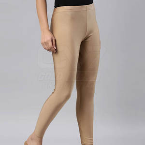 En stock Legging pour femme de qualité supérieure Legging pour femme au design unique Legging pour femme de qualité supérieure fabriqué dans la meilleure qualité - Product Image 3
