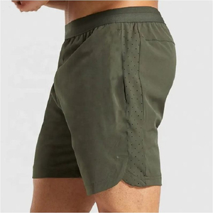 Shorts de sport pour hommes en polyester respirant, brodés et personnalisables, pour la gym et la course à pied, vente en gros - Product Image 2