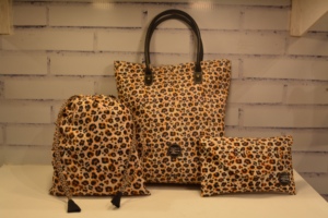 Sac à main de luxe à imprimé léopard avec poignée en cuir, sac à main de créateur à imprimé numérique, sac à main indien pour femmes, sac à pinte animal - Product Image 3