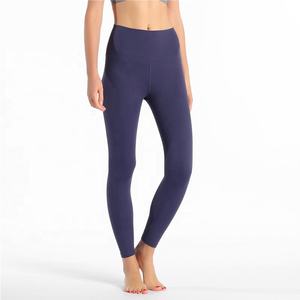 Leggings de yoga unisexes taille haute avec logo personnalisé, sans couture, respirants, antibactériens, écologiques, pour l'entraînement et la gym, compression et extensibilité - Product Image 4