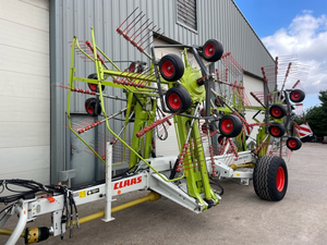 Claas Liner 3600 4 Rotor Rake 12.5m Rotary Hay Rake Forage Equipment Agricultural Machinery for Sale - Product Image 2