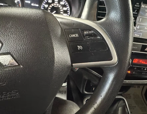 Mitsubishi Outlander ES AWC USADO de 2019 - Product Image 4