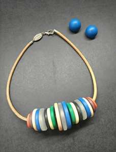 Collier en aluminium demi-cercle meilleure qualité et collier pendentif en métal fait main coloré pour cadeau de mariage rond fait à la main - Product Image 3