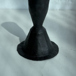 Bougeoirs en fer antique en gros, finition noire élégante, candélabres en métal pour la décoration d'hôtels, de restaurants et d'événements - Product Image 3