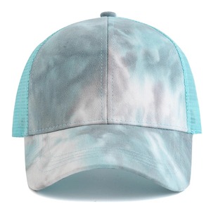 Vente en gros de casquettes de camionneur bleu marine de haute qualité à 5 panneaux avec logo brodé personnalisé casquettes de camionneur en mousse à mailles - Product Image 1