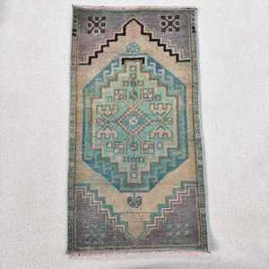 Alfombra Vintage de 1.5x2.7 pies, Alfombra Turca Pequeña, Alfombra de Lana con Diseño Floral Azul Gris - Product Image 1