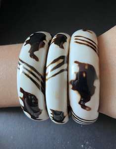 Black & White <b>Colour</b> Fashion Jewelry Trendy <b>Resin</b> Bracelets & Bangles with Customized Size Shiny Unique Colors Anniversary - Product Image 3