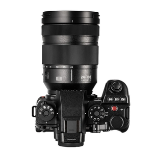 Appareil photo numérique hybride plein format Panasonic LUMIX S1RII, modèle US - Product Image 2