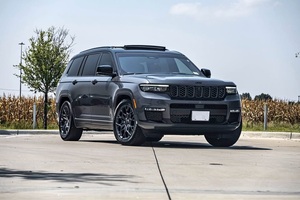 Jeep Grand Cherokee Summit Sport 2024, Bien Cuidado y Limpio - Product Image 2