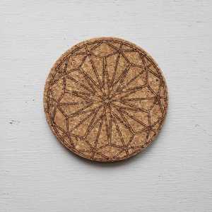 Sous-plat en bois personnalisable, support pour plaque chauffante, OEM/ODM, découpe au laser, contreplaqué, isolation thermique, sous-plats modernes pour casseroles et poêles - Product Image 3