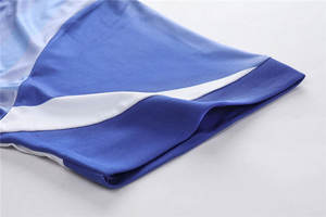 Maillots de football pour femmes personnalisés de haute qualité Kit d'entraînement Vêtements de sport pour clubs de football - Product Image 5