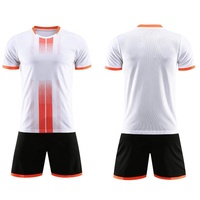 Seragam Sepak Bola Pria Custom 100% Poliester Cetak Digital Bernapas Logo Custom Pakaian Olahraga Semua Musim