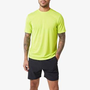 Conjunto deportivo de verano para hombre, camiseta de manga corta y pantalones cortos, 2 piezas, cuello redondo, transpirable, de algodón, para entrenamiento. - Product Image 3