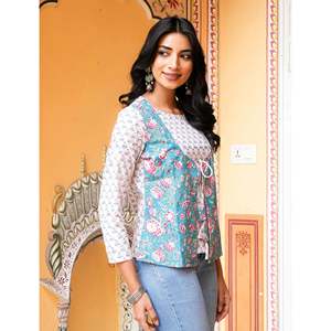 Top de punto para mujer, azul marino, de algodón, estampado a mano - Product Image 5
