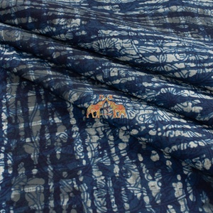 Robe en tissu imprimé floral bio, 100% coton peigné léger, bleu indigo, vente en gros, pour filles - Product Image 3