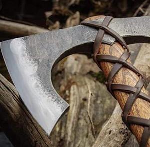 Hacha de Supervivencia de Acero de Damasco de Alta Calidad de Steel Craft International, Hacha Vikinga Doble, Cabeza de Hacha, Mango de Madera, Forjada a Mano, Duradera - Product Image 3
