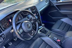 Volkswagen Golf R 2019 Usado en Buen Estado, Transmisión Manual de 6 Velocidades, Escape AWE Tuning SwitchPath, Propiedad de California - Product Image 4