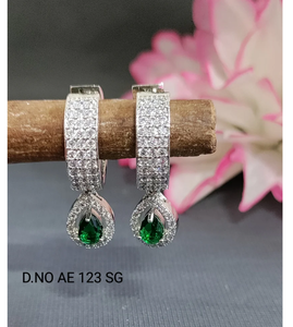 Hermosos pendientes llamativos de diseñador para mujer adecuados para bodas, fiestas, festivales y eventos especiales de la India - Product Image 4