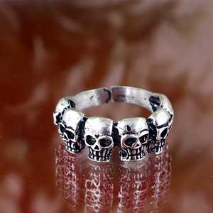 Bague unisexe de haute qualité, tendance gothique, multi-têtes de mort en laiton, plaqué argent oxydé, style punk et motard, bague statement, vente en gros - Product Image 6