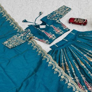 Diseñador Premium Cosmos Simmer Lehenga Choli con hilo de bordado pesado y secuencia trabajo hecho a mano traje de moda nupcial para festivo - Product Image 5