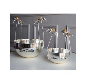 Tazón de Frutas y Chocolates de Diseño Moderno en Aluminio Color Dorado, Tazón Decorativo para Accesorios de Mesa - Product Image 3