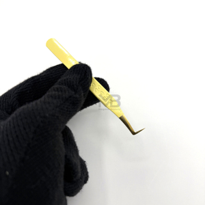 Pince à épiler pour extensions de cils Mega Volume 90 degrés, embouts dorés, acier inoxydable japonais, antidérapante, anti-magnétique, logo personnalisé - Product Image 2