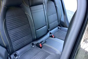 Usado LHD/RHD 2018, GLA45 - Product Image 4