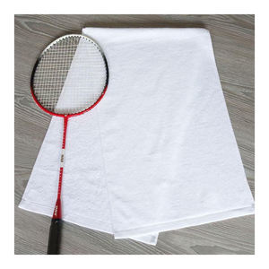 Vente en gros en usine 100% serviettes de sport à capuche en coton de couleur unie avec logo personnalisé et motif de sport à fonction magnétique - Product Image 6