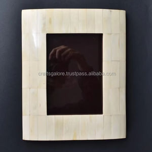 Exquisita Bandeja de Madera Hecha a Mano, Personalizable, Ecológica, con Materiales de Alta Calidad y Diseños Atemporales para Decoración del Hogar - Product Image 2