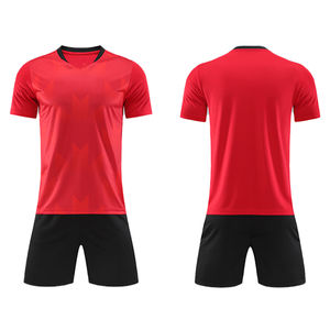 2025 nuevos uniformes de fútbol en blanco personalizados al por mayor 100% poliéster de secado rápido transpirable rojo conjuntos de camisetas de fútbol para hombres y niños - Product Image 1