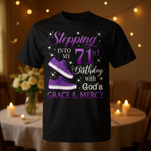 Incorporando la grazia e la misericordia di Dio nel mio 71° compleanno - T-shirt da ragazza - Product Image 3