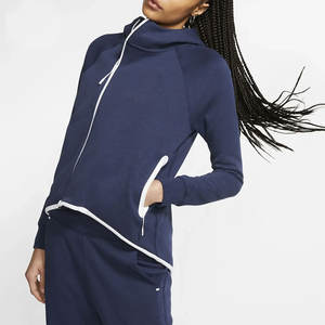 Chándal de lana de tecnología personalizado para mujer, conjunto de chándal de 2 piezas con cremallera completa, chándal deportivo con capucha para mujer - Product Image 2