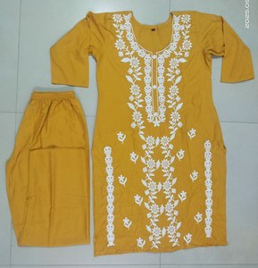 Conjunto de Kurti y Pantalón de Estilo Indo-Occidental para Uso Diario, Tela de Rayón Puro, Corto, Moderno y Elegante para Mujeres o Niñas - Product Image 6