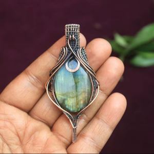 Alambre de cobre oxidado envuelto fuego labradorita colgante hecho a mano joyería de piedras preciosas collar elegante para ella - Product Image 1