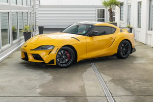 WZ1DB0G03PW057531 รถสปอร์ตคูเป้สุดหรู ขับเคลื่อนล้อหลัง เครื่องยนต์ 3.0 ลิตร เทอร์โบ 382 แรงม้า แรงบิด 500 นิวตันเมตร ความเร็วสูงสุด 250 กม./ชม. ไมล์น้อย - Product Image 3