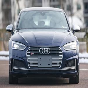 Audi S5 Sportback Premium Plus ปี 2019 สภาพดีเยี่ยม เครื่องยนต์ดีเซล 349 แรงม้า เทอร์โบ V6 ขับเคลื่อนสี่ล้อ พวงมาลัยซ้าย สีน้ำเงินเมทัลลิก นาวาร่า ไมล์น้อย - Product Image 1