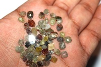 Mehrfarbiger Natürlicher IGI-Zertifizierter Salz-und-Pfeffer-Rosenschliff-Diamant 6-10mm Lose für Schmuckherstellung