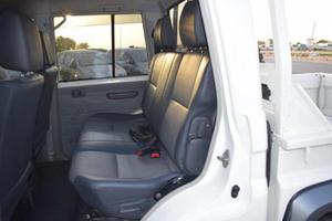 2015 Toyota Land Cruiser รถบรรทุกออฟโรด gxl 4x4แบบแมนนวล - Product Image 4