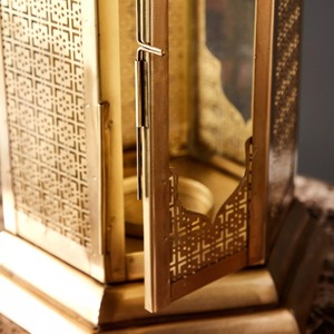 Lanterne de tombe en aluminium avec motif de feuilles Couleurs personnalisées Intérieur et extérieur Décoration de maison et de jardin Design classique éclair - Product Image 6