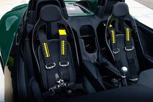 EXTREMADAMENTE LIMPIO, LHD/RHD, 2016, ZE-NOS E10 R, MANUAL DE 6 VELOCIDADES, MOTOR TURBOALIMENTADO DE 2.3 LITROS Y 4 CILINDROS, LISTO PARA ENVIAR - Product Image 3