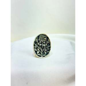 Anillo Ovalado Floral Noor Chitai de Plata 925, Chapado en Rodio con Incrustaciones de Circonio, Joyería Fina de Moda para Uso Diario - Product Image 3