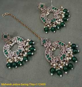 DERNIÈRE CONCEPTION INDIENNE TRADITIONNELLE ET À LA MODE AVEC BOUCLES D'OREILLES DE PERLES BOUCLES D'OREILLES CHANDELIER MANGTIKKA ENSEMBLE POUR FEMMES FILLES - Product Image 3