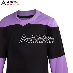 Jersey de Hockey sobre Hielo de Alta Calidad con Tela que Absorbe la Humedad, Diseñado para un Rendimiento Duradero y de Larga Duración - Product Image 5