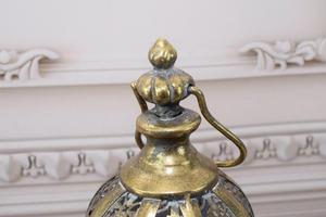 Lámpara de adorno de linterna hecha a mano de latón de lujo con bombilla Decoración para el hogar y el jardín Hecho en India Regalo KSN - Product Image 4