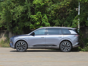 รถยนต์พลังงานไฟฟ้าใหม่ปี 2026 ระยะทางวิ่ง 202 กม. (CLTC) ระบบ REEV ระยะทางวิ่ง 610-620 กม. ขับเคลื่อนล้อหลัง ตัวเลือกแบบ EV 5/6 ที่นั่ง - Product Image 3