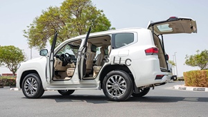 Toyota Land Cruiser VXR 300 2024, 3.5L, SUV 5 portes, 5 places, transmission automatique, pneus R17, sièges en tissu foncé, conduite à gauche, moteur diesel - Product Image 6