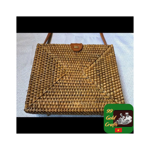 Sac fourre-tout en rotin fait main sac à main en jacinthe d'eau avec style personnalisé pour vêtements décontractés et de plage - Product Image 3